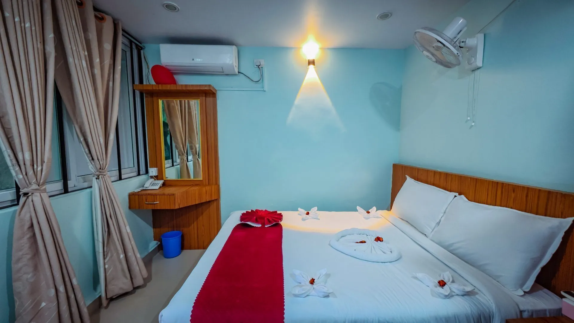 Couple Room